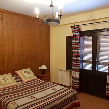 Hostal Пампанейра Экстерьер фото
