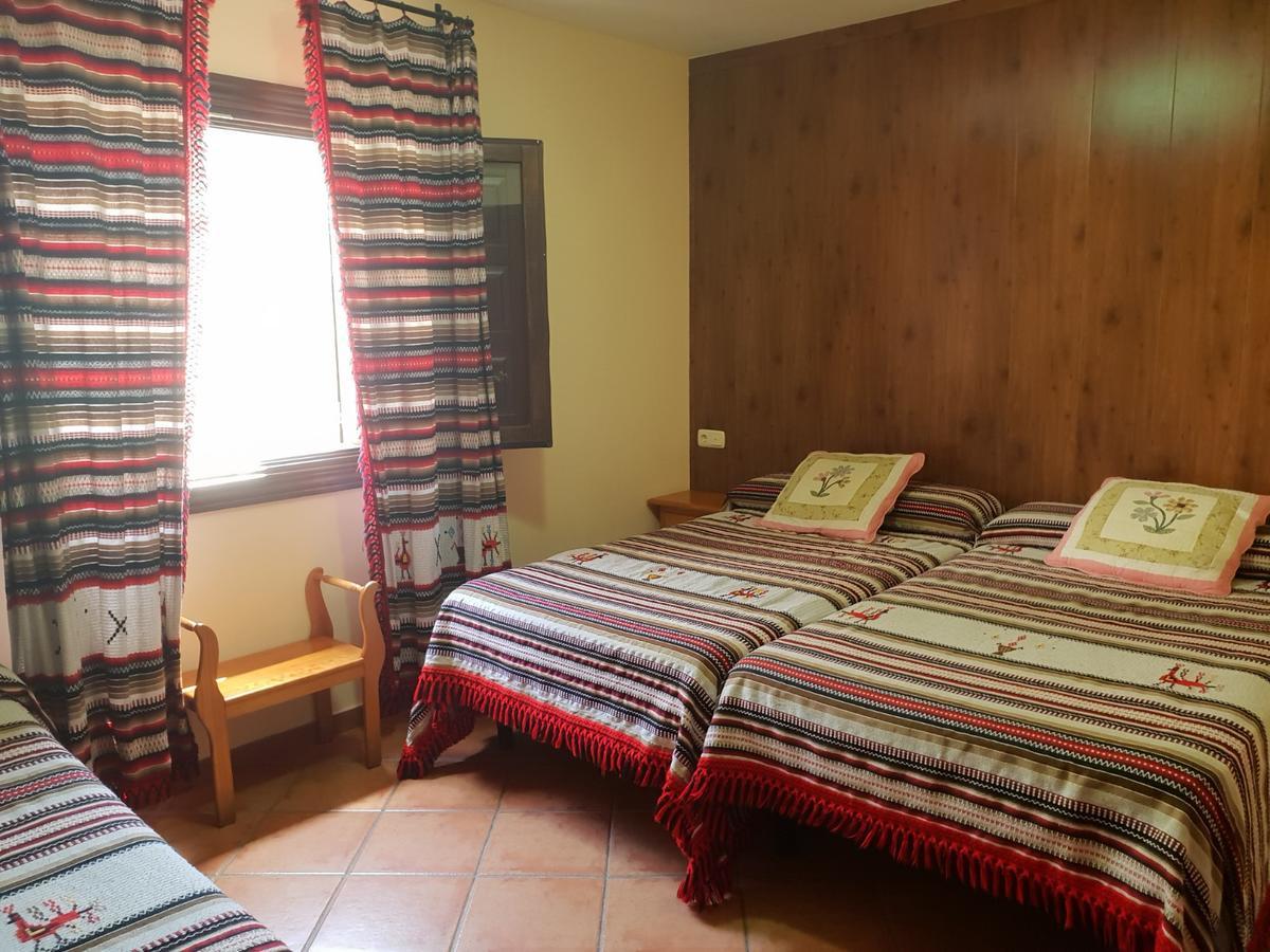 Hostal Пампанейра Экстерьер фото