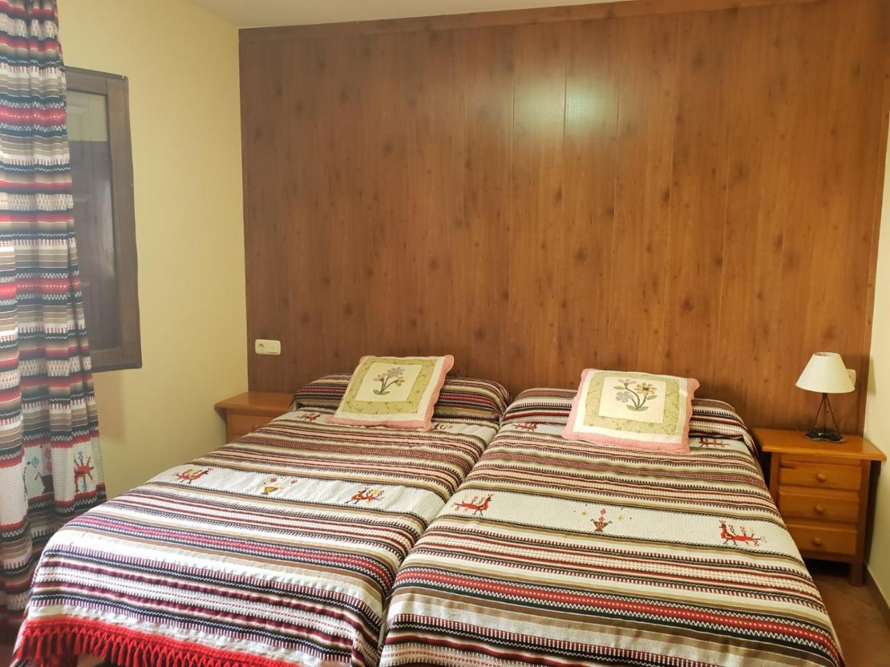Hostal Пампанейра Экстерьер фото