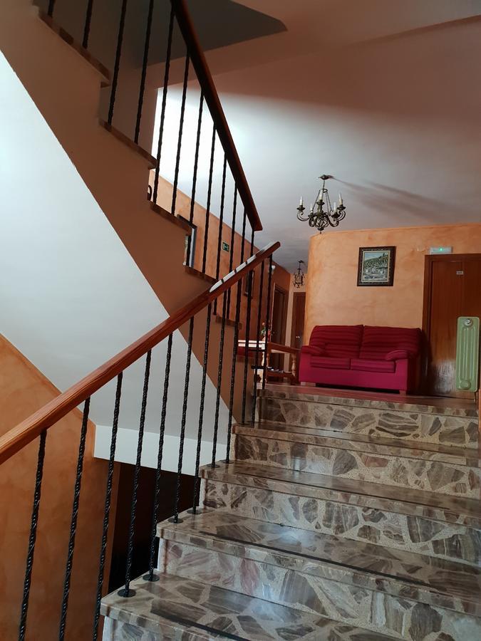 Hostal Пампанейра Экстерьер фото